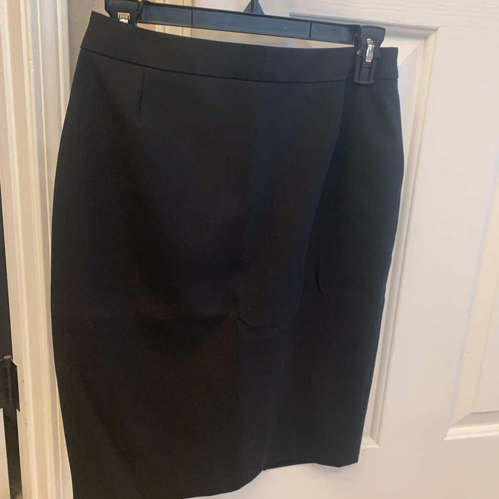 Women’s size 2 Hugo boss pencil skirt